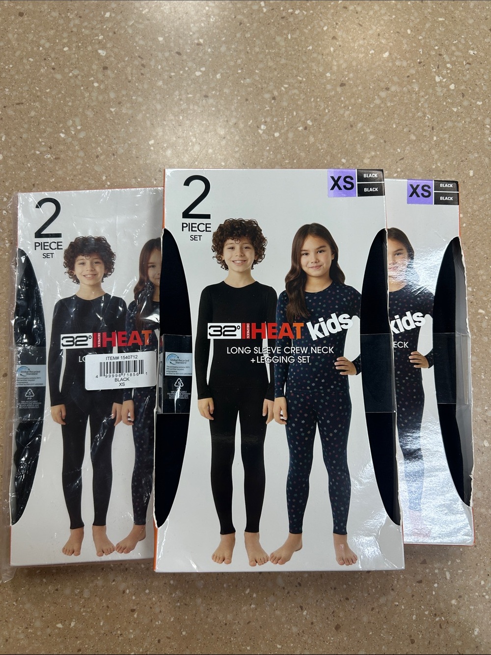 🔥3 FOR $14🔥32° Heat Kids 2-Piece Black Long Sleeve Crew Neck + Legging Set - XS